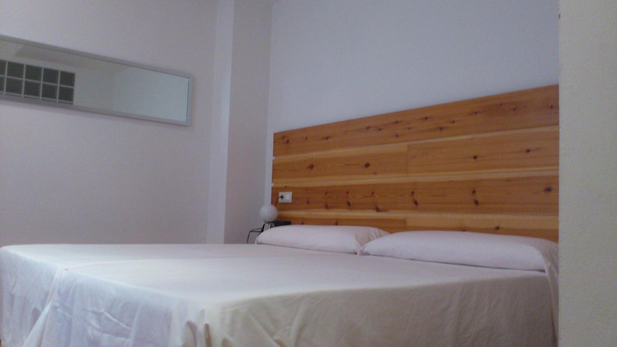 La Plaza II Hotell Luanco Eksteriør bilde