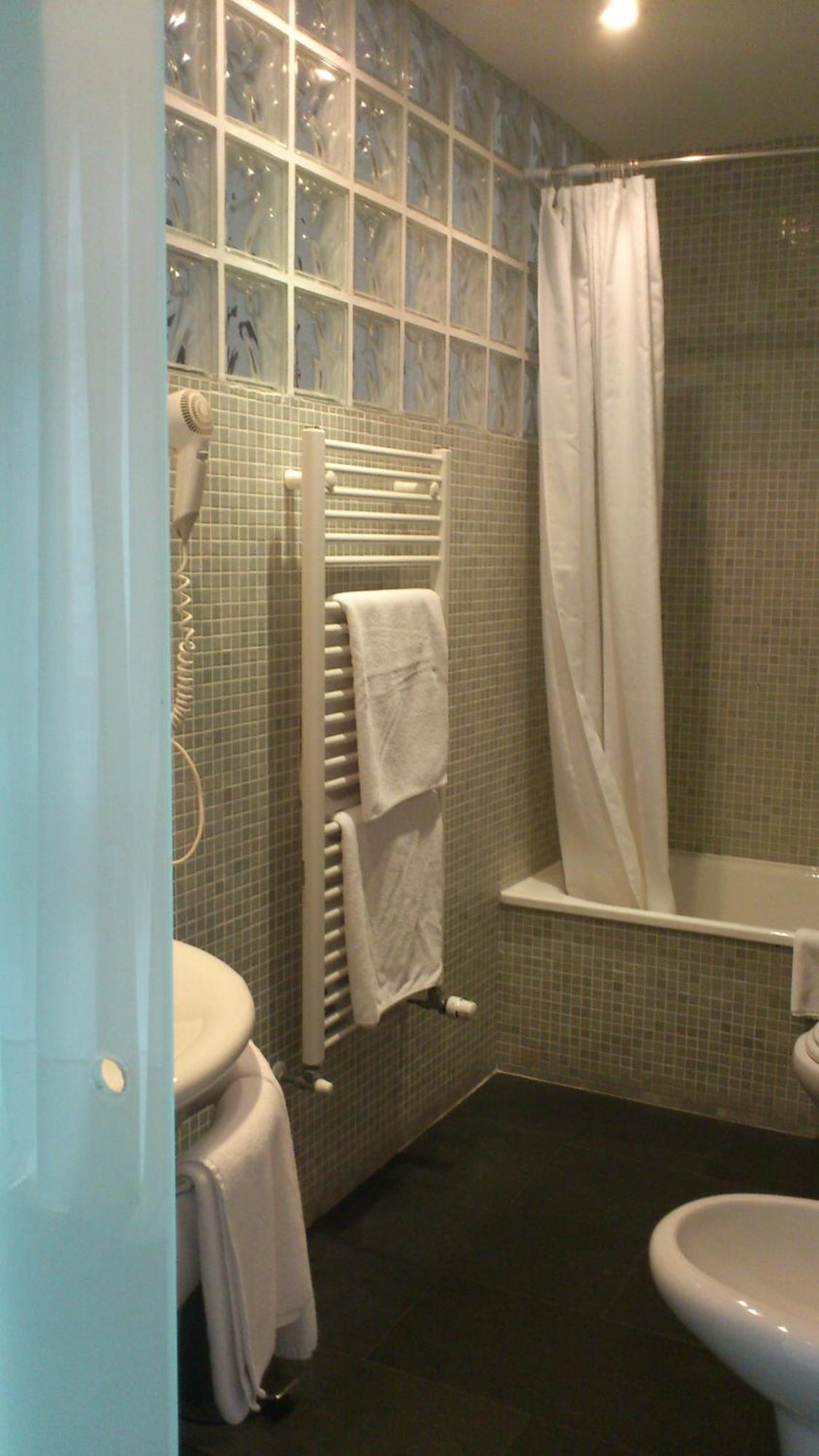 La Plaza II Hotell Luanco Eksteriør bilde