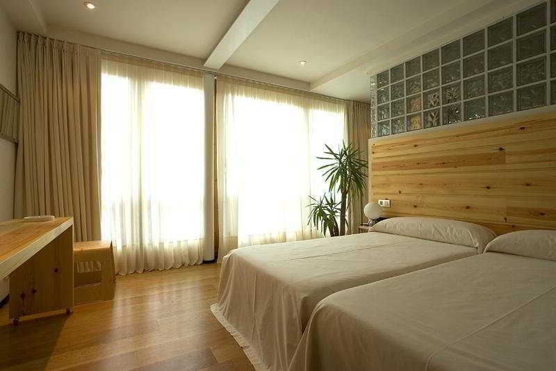 La Plaza II Hotell Luanco Rom bilde